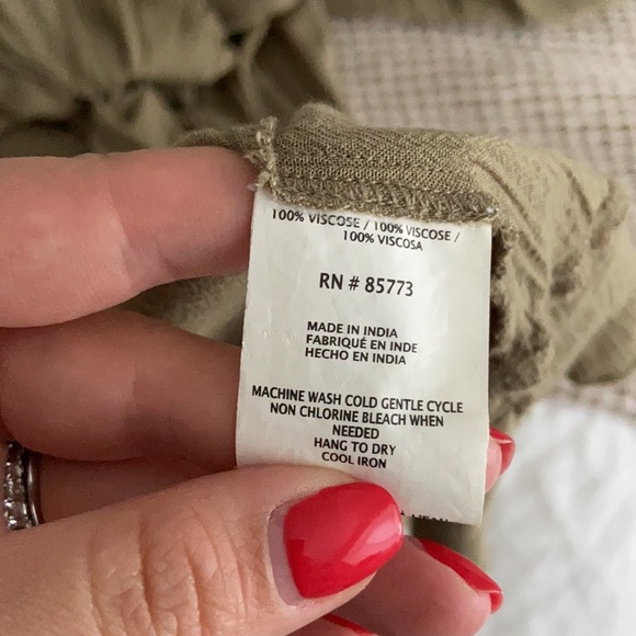 Flowy Belted Off-The Shoulder Sundress - Picture 4 of 4